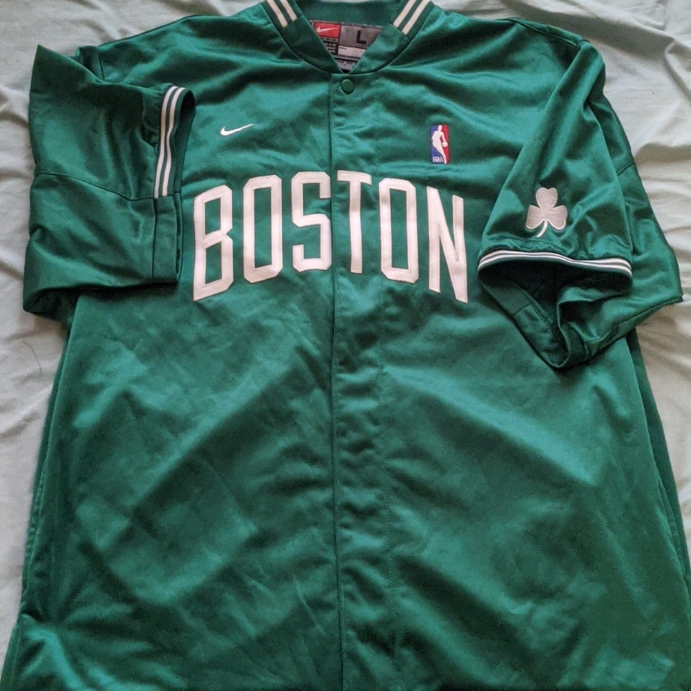 Vintage Nike Boston Celtics Warm-up Jacket